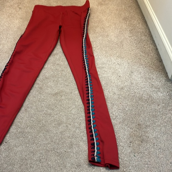 Carbon38 leggings with stitching on side of legs size Small very “boho” - Picture 2 of 4
